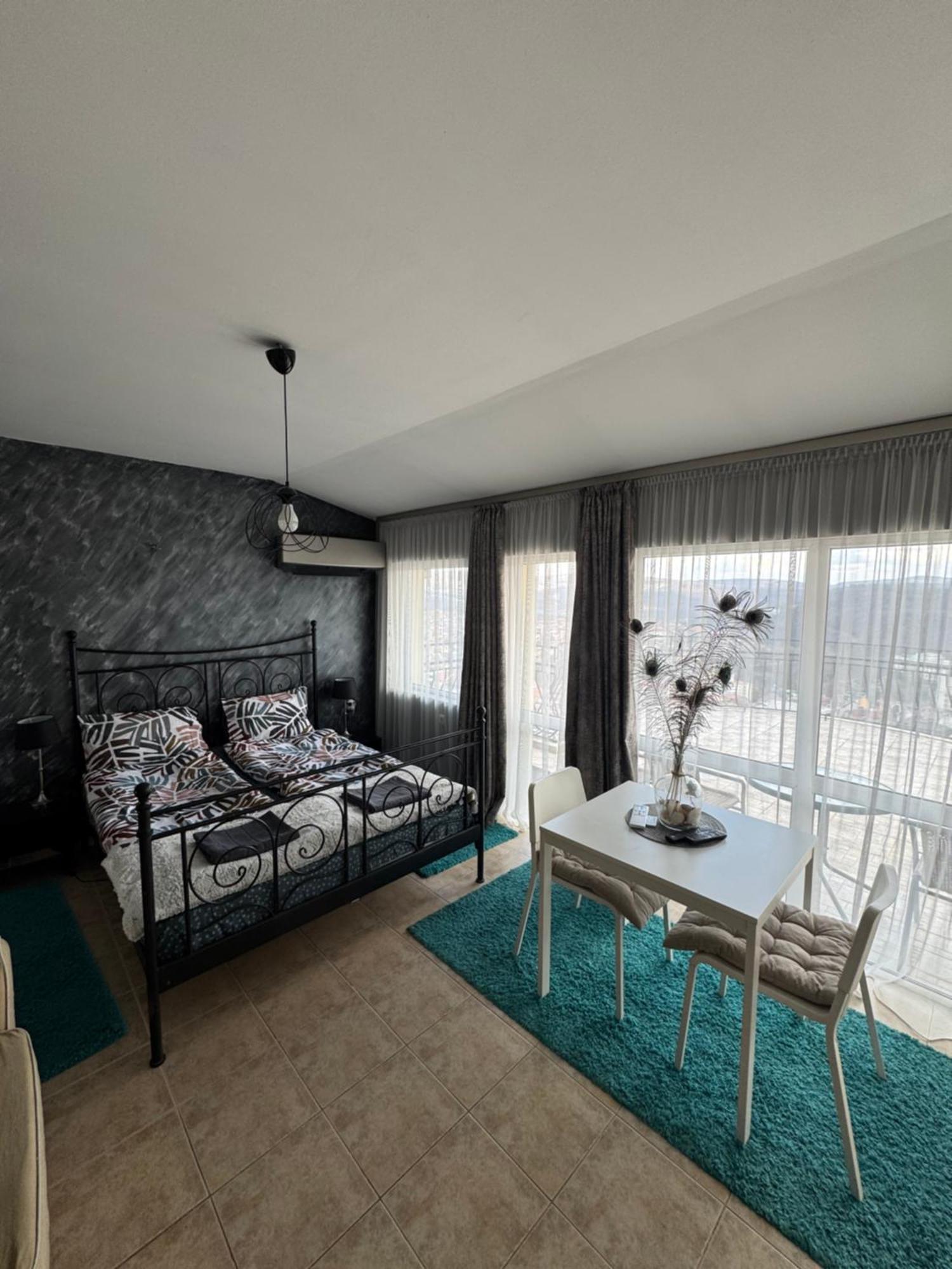 Top Sky View - Studio Panorama Veliko Tărnovo Exterior foto